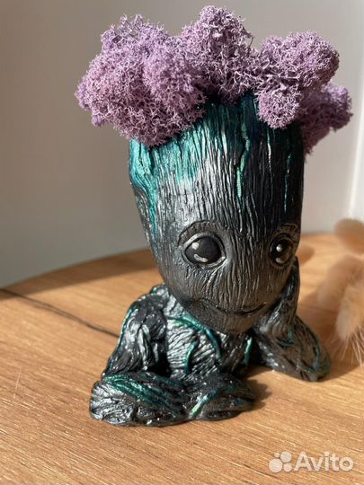 Грут со мхом