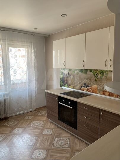 3-к. квартира, 80,2 м², 7/10 эт.