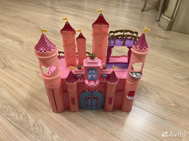 Замок для куклы