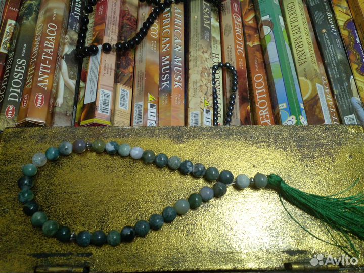 Четки из камня