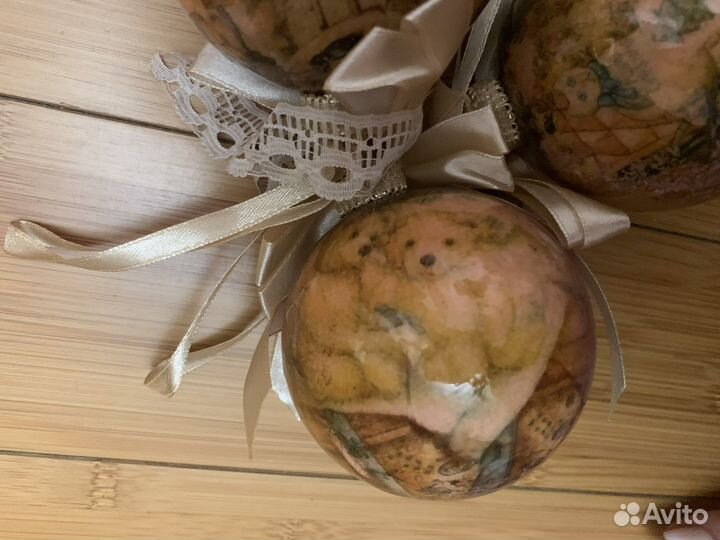 Новогодние шары на елку. Новогодние игрушки