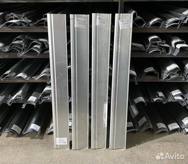 Порог передний правый Dodge Caravan III, Chrysler