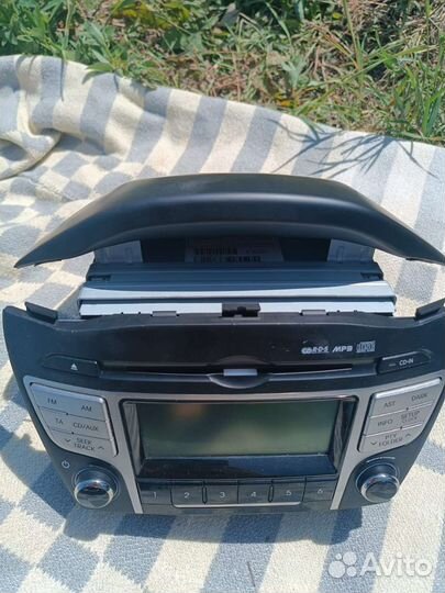 Штатная магнитола на Hyundai ix35
