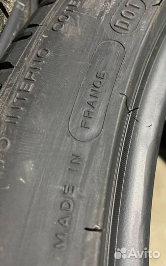 Michelin Pilot Super Sport 285/35 R21 и 325/30 R21 108Y