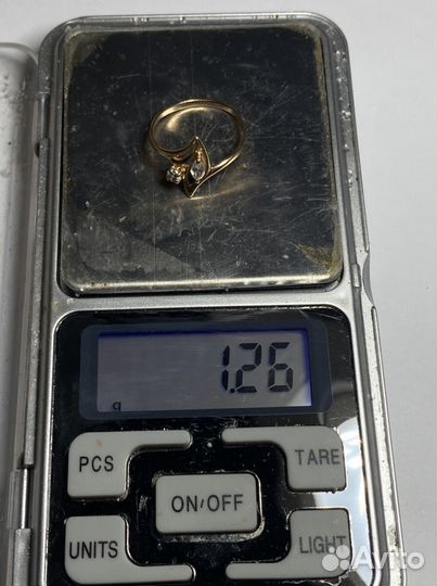 Золотое кольцо 585