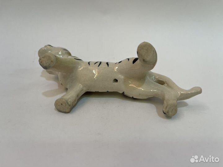 Статуэтка тигр