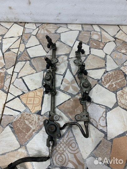 Топливная рампа (рейка) Nissan Teana J32