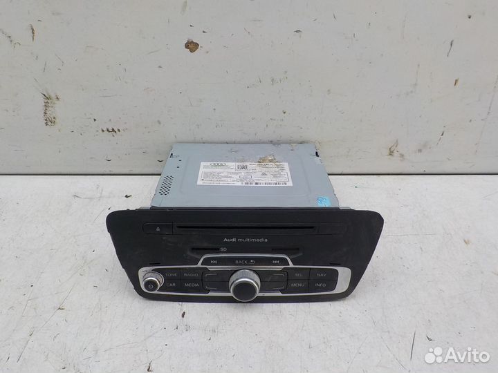Б/У Б/У Магнитола Audi Q3 2012- 8U0035180D VAG