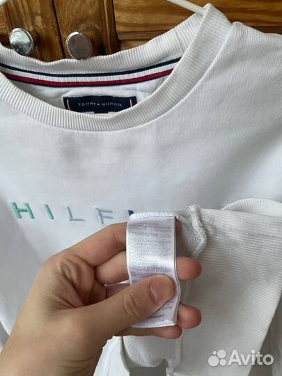 Tommy hilfiger свитшот