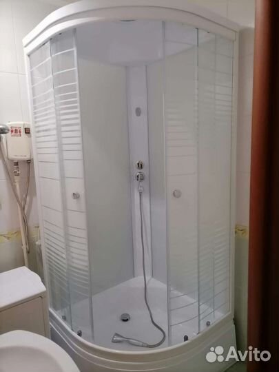 Установка душевых ограждений и душ.кабин