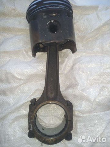 Шатун с поршнем для газ-24