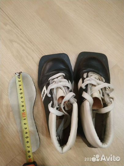 Лыжные ботинки детские Botaz СССР