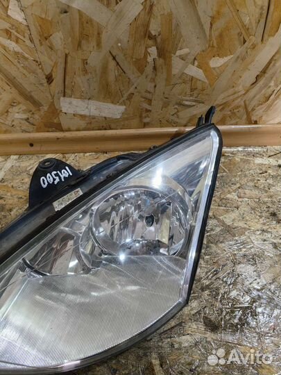 Фара левая Форд Фокус 1 бу Оригинал 2M5113W030DF