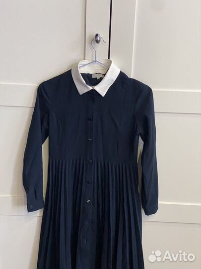 Платье школьное,140 размер