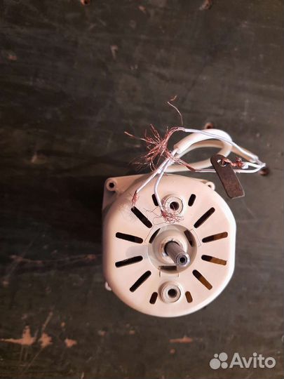 Электродвигатель для швейной машинки