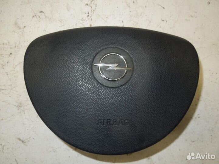 Подушка безопасности в рулевое колесо Meriva 2003
