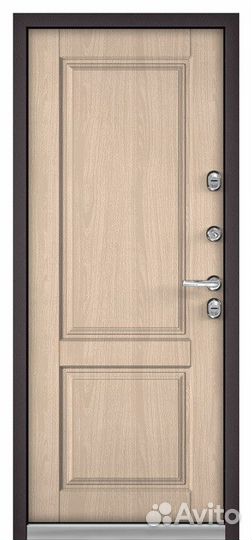 Дверь в дом с терморазрывом