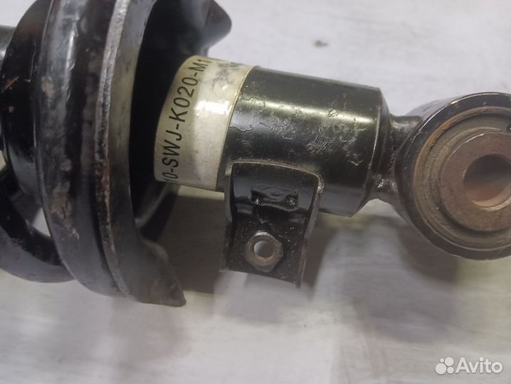 Задние амортизаторы Honda CR-V 3 2,4