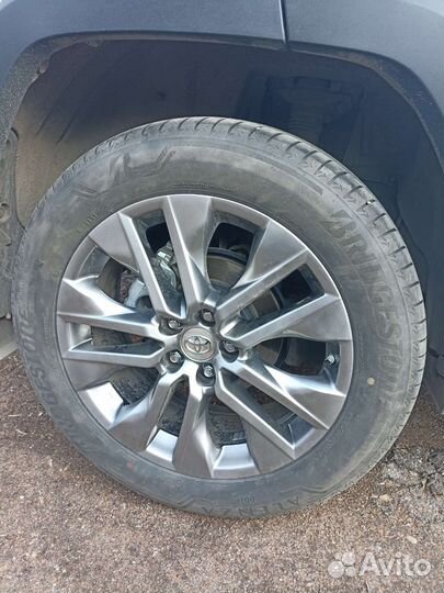 Bridgestone Alenza 001 235/55 R19 101V