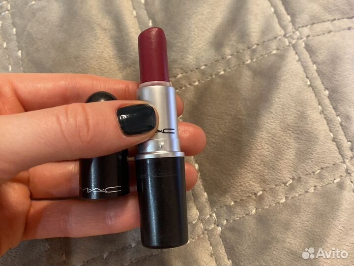 Помада mac d for danger