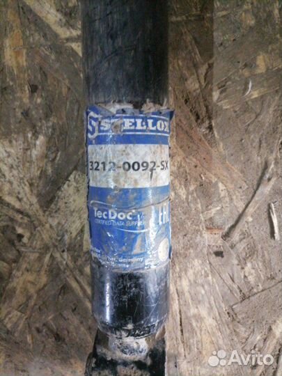 Амортизатор задний правый Skoda Fabia