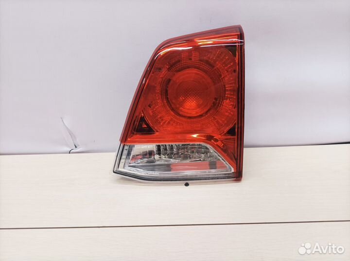 Фонарь правый внутренний Land Cruiser 200 2007