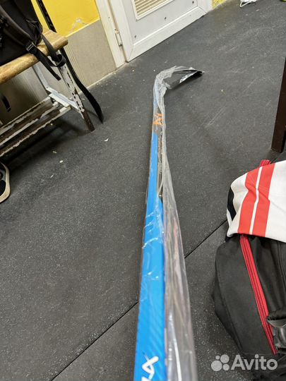 Клюшка хоккейная левый хват бауэр e4