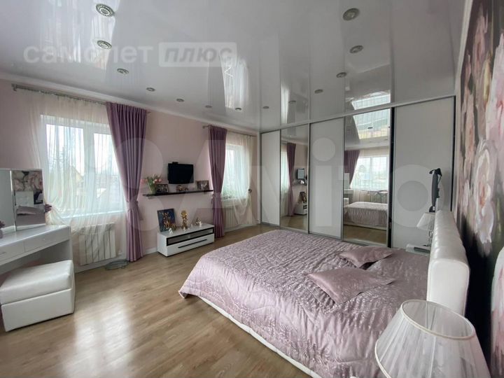 Дом 140 м² на участке 8 сот.