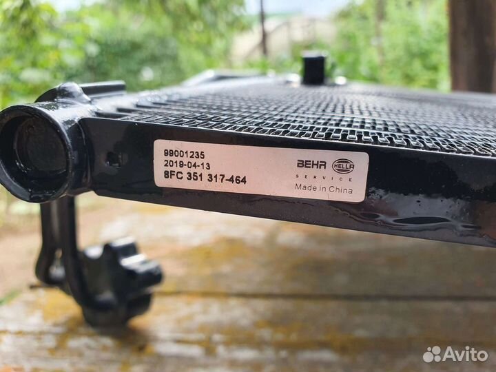 Радиатор кондиционера туарег