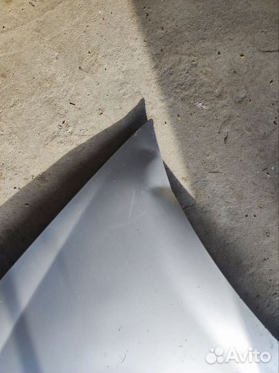 Капот на priora в цвет