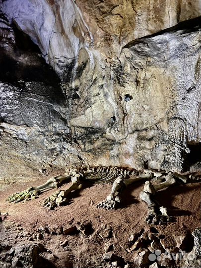 Экскурсия Долина приведений - Мраморные пещеры