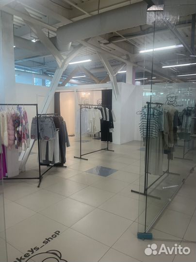 Шоурум 4 monkeys shop