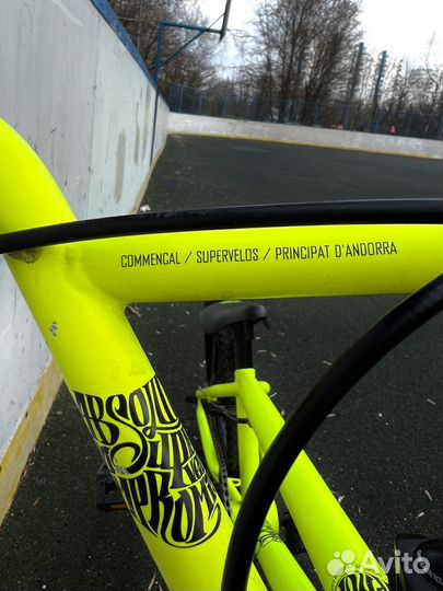 Трюковой велосипед BMX Commencal Absolut