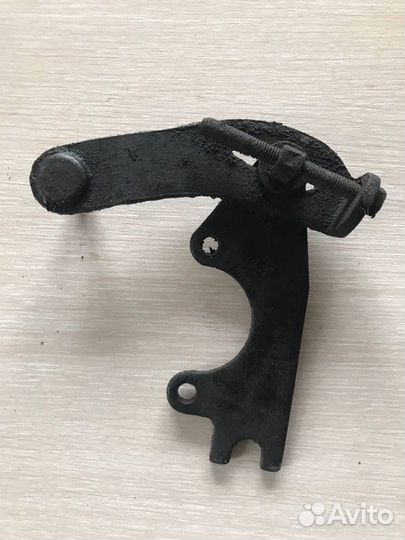 Натяжитель ремня гидроусилителя Kia Spectra