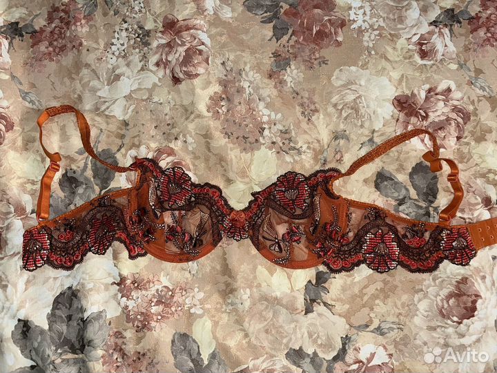 Бюстгалтер 75В новый