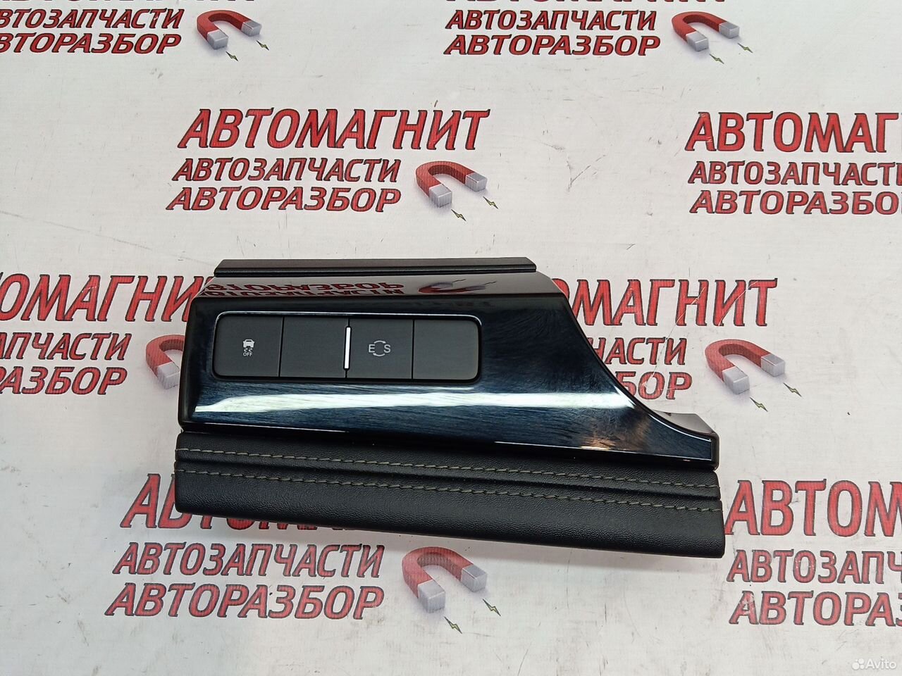 Накладка торпедо левая Омода S5