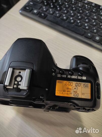 Зеркальный фотоаппарат Kanon 40d