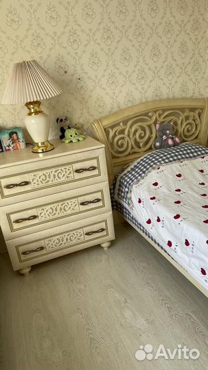 Спальный гарнитур