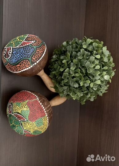 Маракасы (декор интерьера)