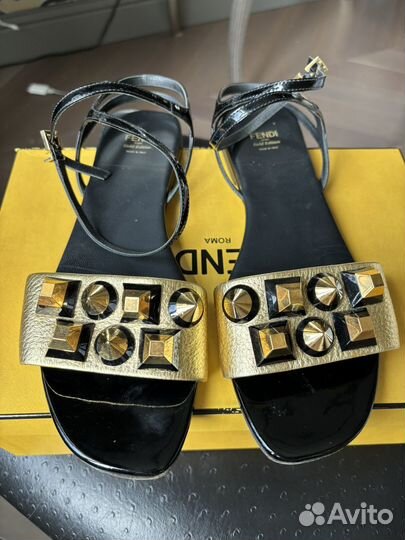 Босоножки fendi