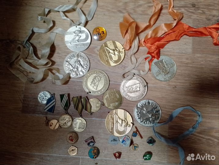 Значки СССР