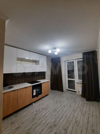 2-к. квартира, 61,7 м², 15/17 эт.