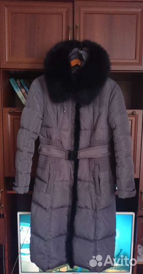 Пуховик женский