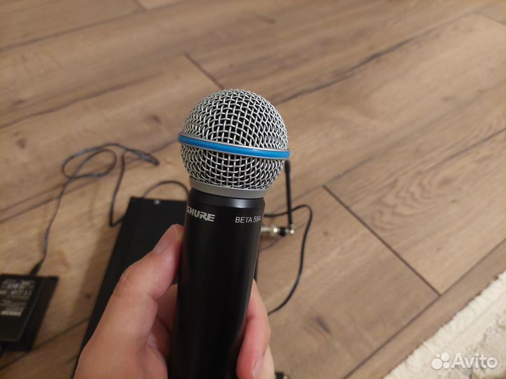 Shure BLX24RE / Beta58 (m17)