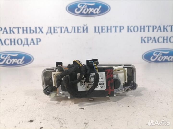 Плафон салонный Ford Kuga 1 2008-2012