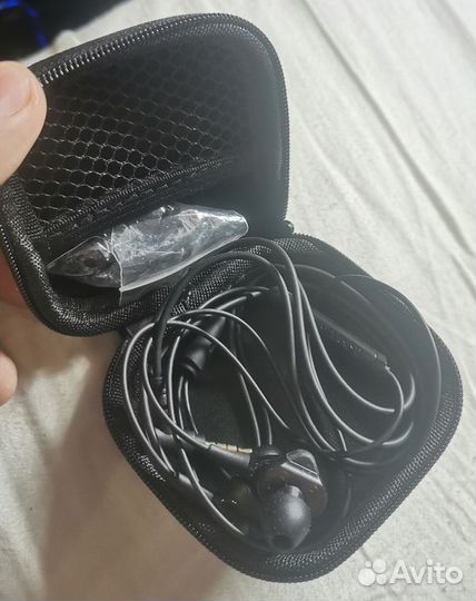 Наушники Mumiso