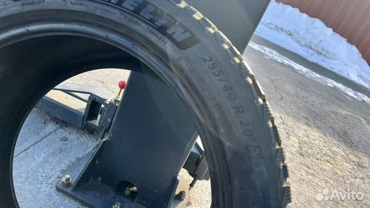 Michelin X-Ice North 4 SUV 295/40 R20 110T