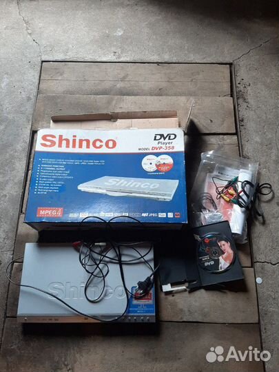 Проигрыватель dvd Shinko с караоке