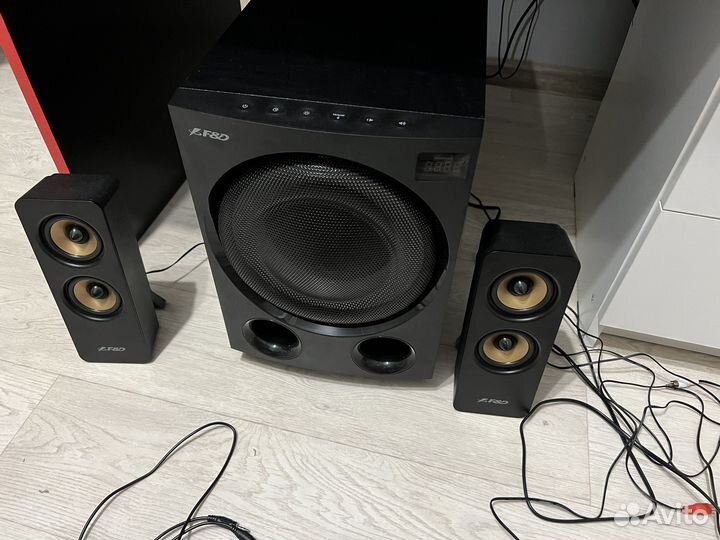 Колонки F770X