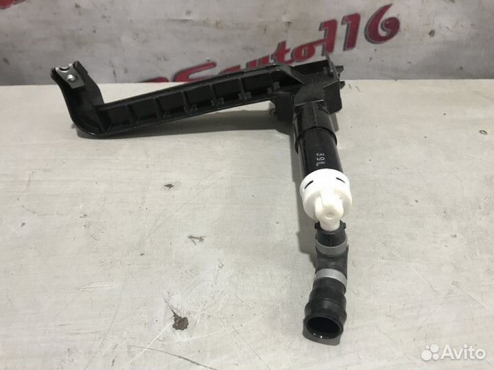 Форсунка омывателя фары правая Lexus Is 2